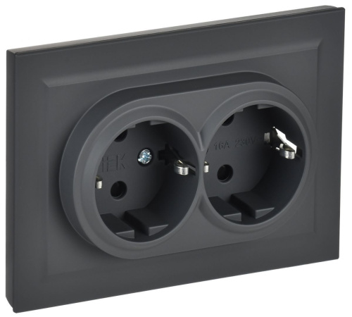 Розетка с/у BRITE 2м с/з с з/ш графит IP20 в сборе 16А ИЭК                                        