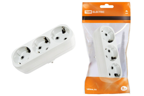 Блок на 3 гнезда 2П+З плоский 16А 250В ТДМ                                        